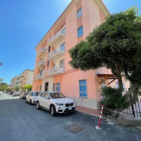 - Garofani Apartment *