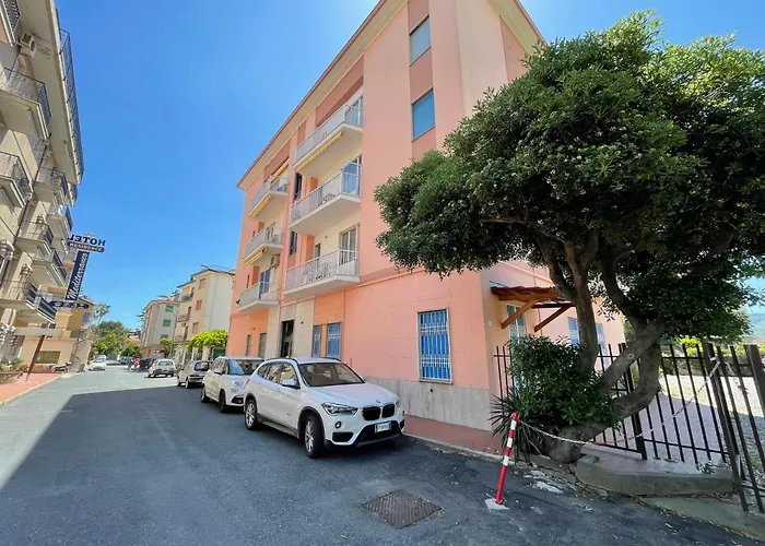 - Garofani Apartman *